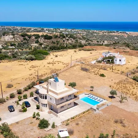 Melodia Home Private Pool Scenic Sea View-Hilltop