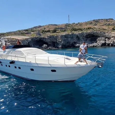 Апартаменты Melodia Home Private Pool Scenic Sea View-Hilltop