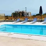 Melodia Home Private Pool Scenic Sea View-Hilltop